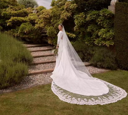 Duques de Westminster revelam fotografias oficiais do seu casamento