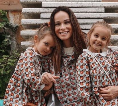 Helena Costa batiza filhas gémeas: 'Um dia para guardar no coração'