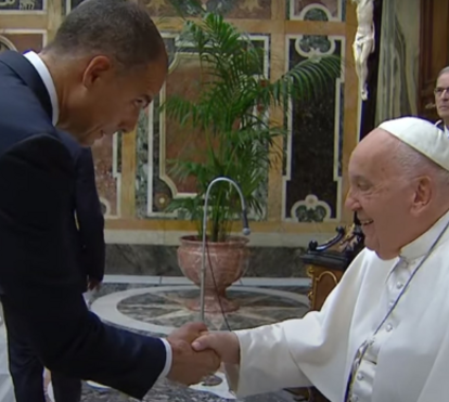Quem diria? Veja Joana Marques, Ricardo Araújo Pereira e Maria Rueff a conhecer o Papa Francisco