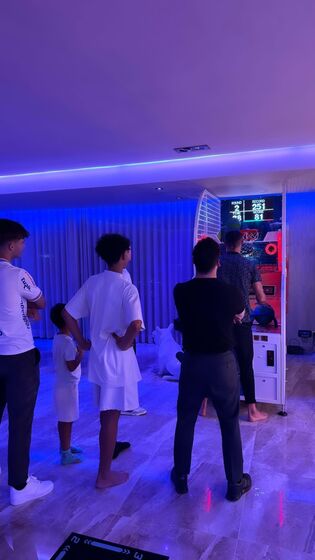 Eva, Mateo, cristiano ronaldo, georgina rodriguez, festa, filhos