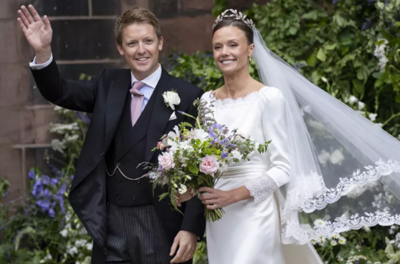 Hugh Grosvenor, Olivia Henson