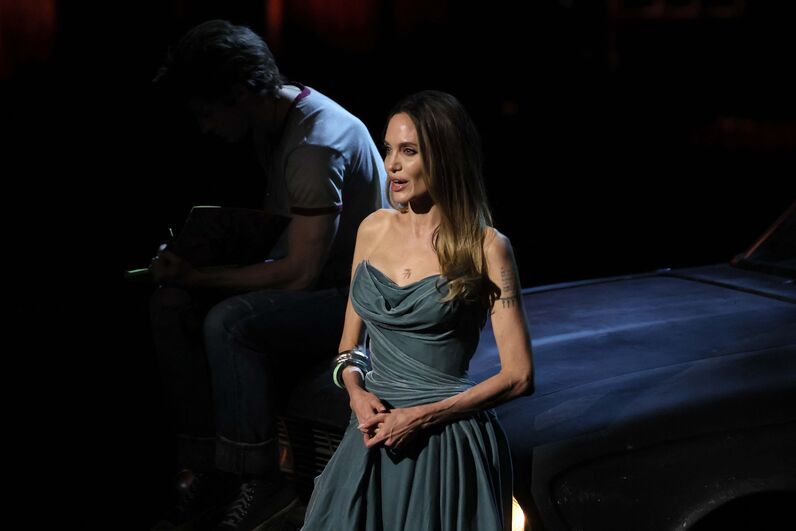 Angelina Jolie, Vivienne