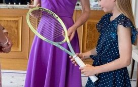 Kate Middleton arrasa em Wimbledon com vestido lilás de 1500 euros
