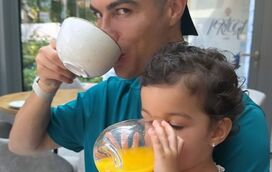 A declaração de amor de Bella Esmeralda aos pais que está a apaixonar o mundo