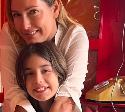 Fernanda Serrano mostra pela primeira vez a filha mais nova e que linda que ela é!