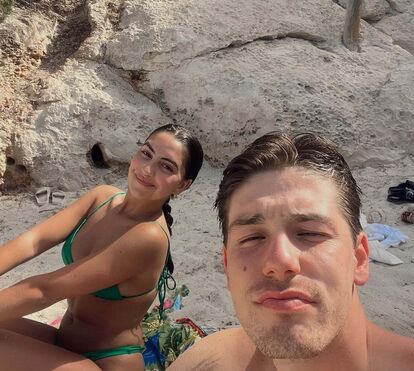 Filhos de Simão Sabrosa e Rui Costa apaixonados durante férias