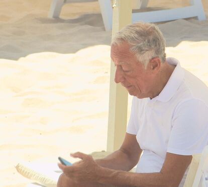 O Algarve de Marcelo Rebelo de Sousa já não é o que era... As razões para o presidente abandonar a praia 'dos ricos' e isolar-se no meio do 'seu' povo