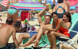 As discretas férias do Primeiro-Ministro: Luís Montenegro volta a reunir família  no Algarve depois de ano intenso de mudanças, lágrimas e desafios