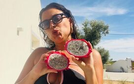 Sem o namorado por perto, Ana Guiomar publica fotos provocadoras