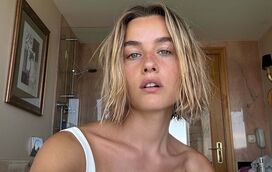 Isto agora vai ser a doer! Kelly Bailey partiu para África, para longe do filho Vicente Blue