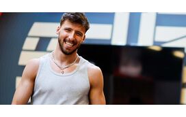 Depois de vitória em Manchester, Rúben Dias veio celebrar vitória a uma garraiada em Estremoz