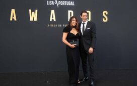 O brilho da passadeira vermelha da  Liga Portugal Awards, na cidade do Porto