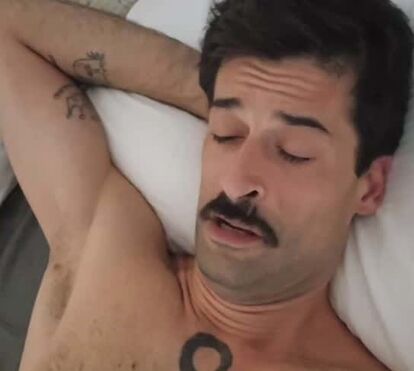 António Raminhos faz piada atrevida com o sismo... que o apanhou na cama