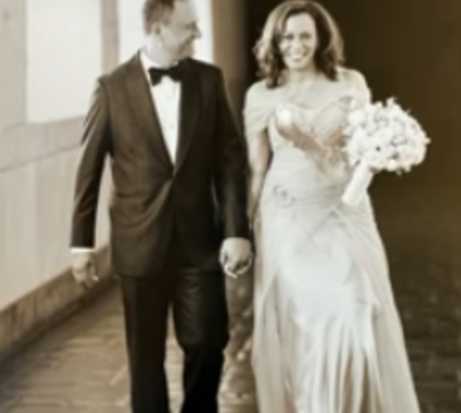Quem é o homem que conquistou Kamala Harris... num 'blind date'? A história de amor (e muitas loucuras) da candidata à presidência dos Estados Unidos 