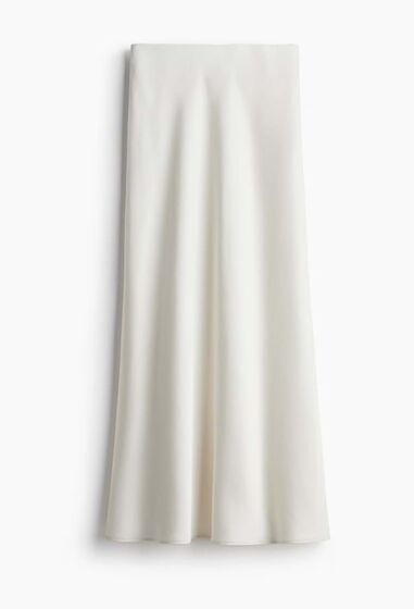 Os 4 modelos de saias que as mulheres com mais de 40 anos vão usar este outono