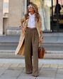 Um outono elegante para as mulheres com mais de 40 anos! Conheça as 8 peças que precisa ter