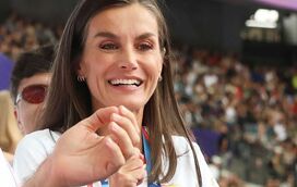 Zarzuela apanha Letizia em Paris e mostra que as coisas mudaram no palácio! Rainha já não manda