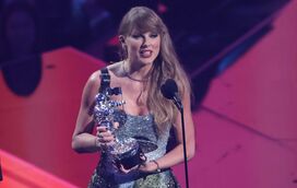 Rainha da noite: Taylor Swift conquista sete prémios MTV VMA