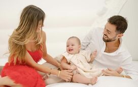 Pai babado! Bernardo Silva mostra o 1.º aniversário da filha Carlota