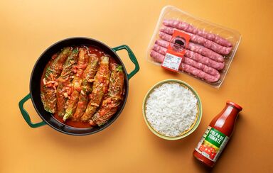 Salsichas com couve lombarda