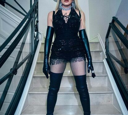 Oops! Madonna tropeça à chegada à Semana da Moda de Nova Iorque