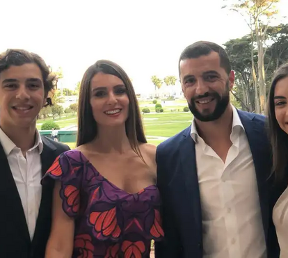 Mais uma facada! No Dia do Pai, filho de Simão Sabrosa declara-se a outro homem