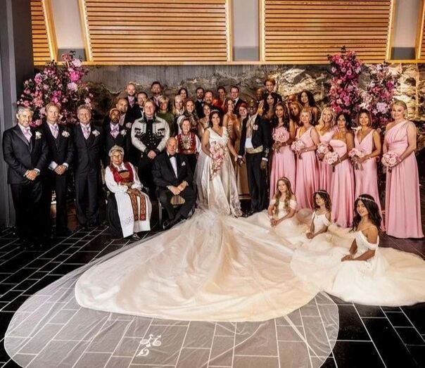 Casamento da princesa Märtha Louise e do xamã Durek Verrett