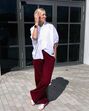 Não tem idade nem estilo! Descubra como conjugar a cor desta estação: bordeaux