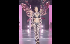 Adriana Lima arrasa no desfile dos 'Anjos' da Victoria's Secret