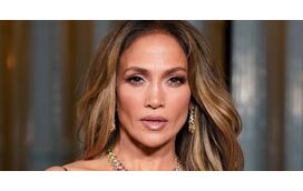 Jennifer Lopez "barrada" de uma loja da Chanel na Turquia