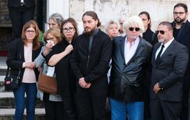 As primeiras imagens das cerimónias fúnebres do cantor Marco Paulo