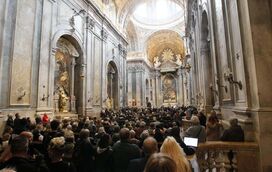 Música, aplausos e muitas lágrimas no funeral de Marco Paulo: "Era o desejo dele"