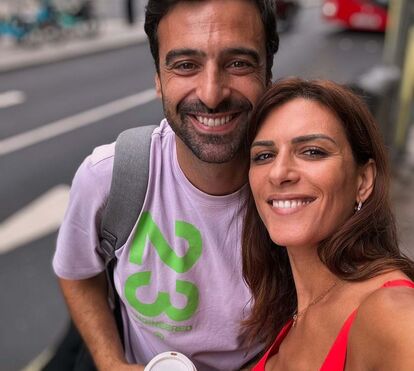 Ana Patrícia Carvalho com namorado em férias românticas