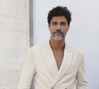 Ninguém estava à espera! Bruno Cabrerizo brilha na passarelle da ModaLisboa em modo sedutor
