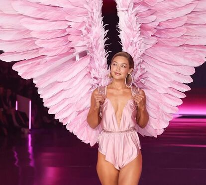 'Tirem o mofo dessas asas'! Anjos voltam à passerelle mas desfile da Victoria's Secret é arrasado pela crítica. Tudo o que está a gerar polémica