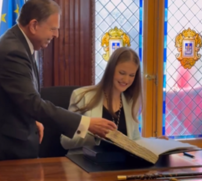 Cópia da mãe! Princesa Leonor inspira-se na rainha Letizia em visita às Astúrias