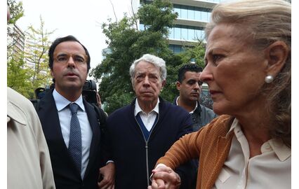 Ricardo Salgado e Maria João Salgado à chegada ao Campus de Justiça 