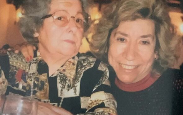 A mãe de Marco Paulo com Milu