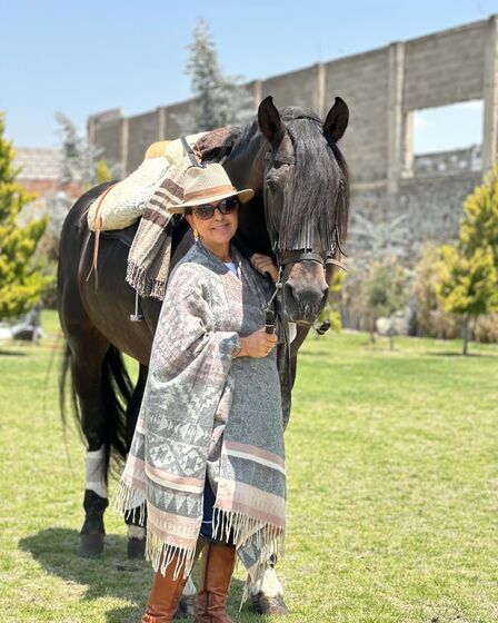Maria José Santiago, Cantora