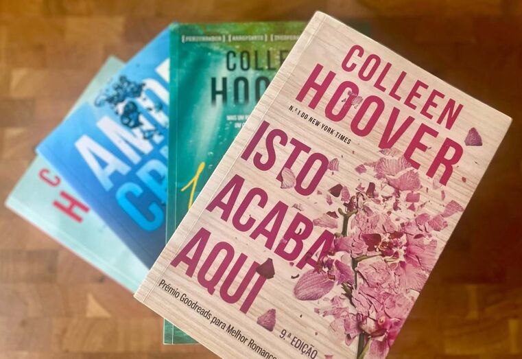 Colleen Hoover