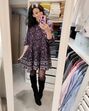 Vestidos e botas de cano alto… a grande tendência deste outono para as mulheres com mais de 50 anos