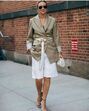 Para jovens e mais velhas! Desprezada durante anos, peça do guarda-roupa feminino é protagonista este outono