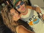 Kika Cerqueira Gomes e Pierre Gasly