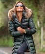 Casacos de penas para o frio? Só se forem elegantes 