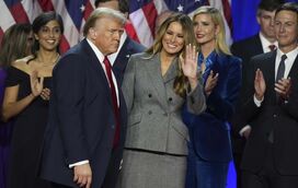 Donald Trump esteve rodeado pela família na hora de proclamar vitória mas irá chegar à Casa Branca sem as mulheres da sua vida 