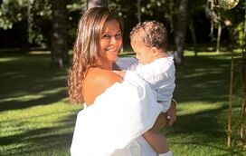 Depois de ter sido mãe aos 51 anos, Carla Baía recebe bonita declaração de amor