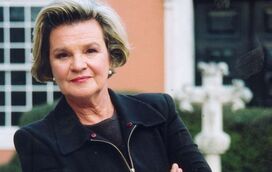 Depois de perder o filho num trágico acidente, Maria João Avillez sofre com ausência da filha, freira, enclausurada em convento carmelita 