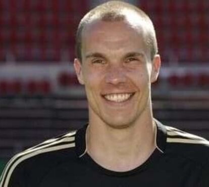 Recorda-se de Robert Enke? Viúva do guarda-redes do Benfica assume que reencontrou a felicidade depois da dor de perder a filha e o marido