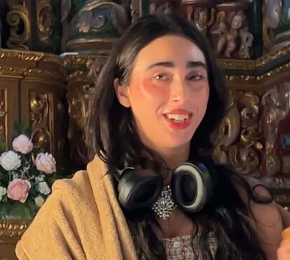 'Padre sexy', amigo de Cristina Ferreira e Goucha, dá valente 'puxão de orelhas' a estrela da TVI que se filmou de forma 'imprópria' numa igreja