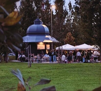 Que comece a festa! O novo quiosque da moda de Lisboa fica no meio de um amplo espaço verde e junta as melhores bebidas à animação